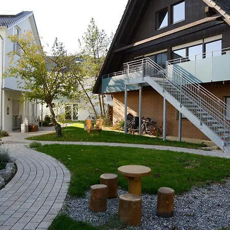 Gartenblick 7 8 Og Mit Balkon Friedrichshafen