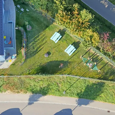 Gartenblick 7 8 Og Mit Balkon דירה פרידריכסהאפן